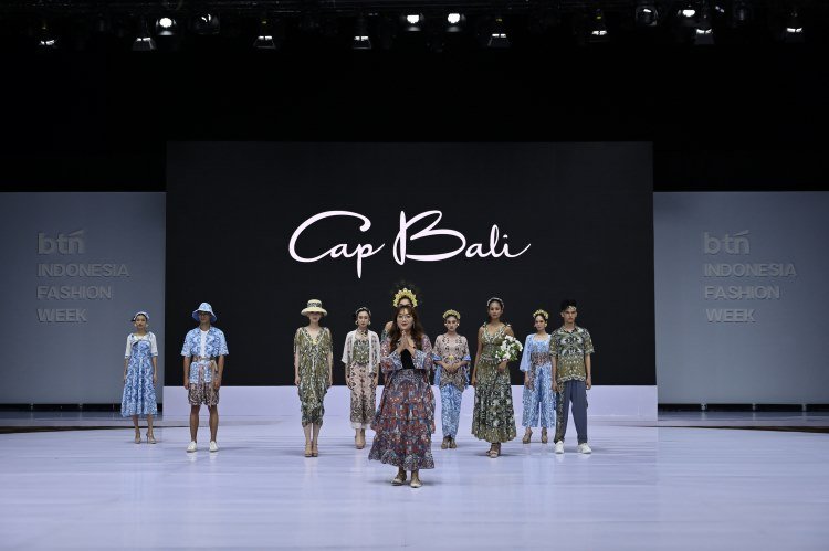 Cap Bali Hadirkan 9 Koleksi Tropical Peacock