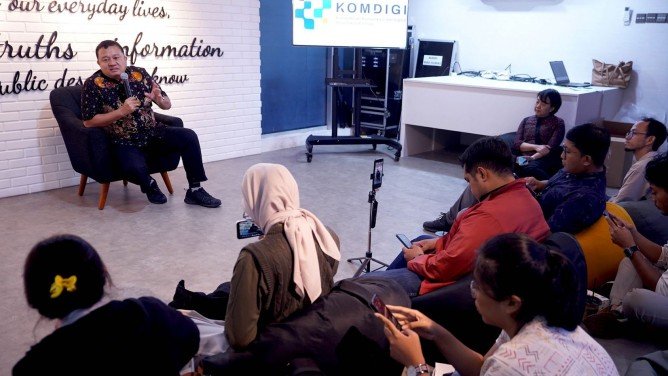 Aktivitasi SIM Card Baru Wajib Registrasi Biometrik Mulai 1 Juli 2026