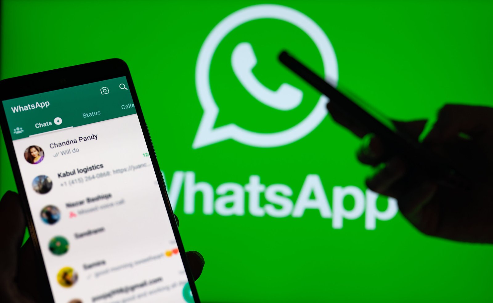 WhatsApp Uji Coba Fitur Sebutkan Group Chats
