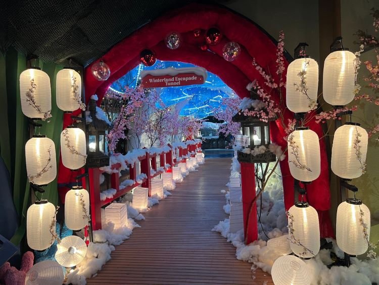 Sambut Liburan, Jakarta Aquarium Hadirkan Winter in Tokyo