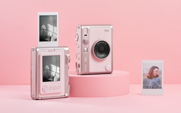 Fujifilm Instax Mini Gentle Rose Hadir di Indonesia
