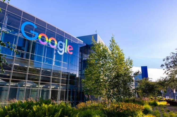 Komisi Eropa Denda Google &euro;2,95 Miliar
