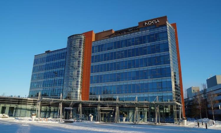 Nokia Sedang Cari Mitra Bisnis Ponsel
