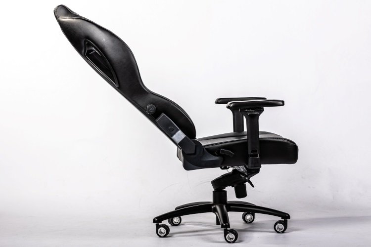 Datascrip Kenalkan Kursi Gim TODAK Throne