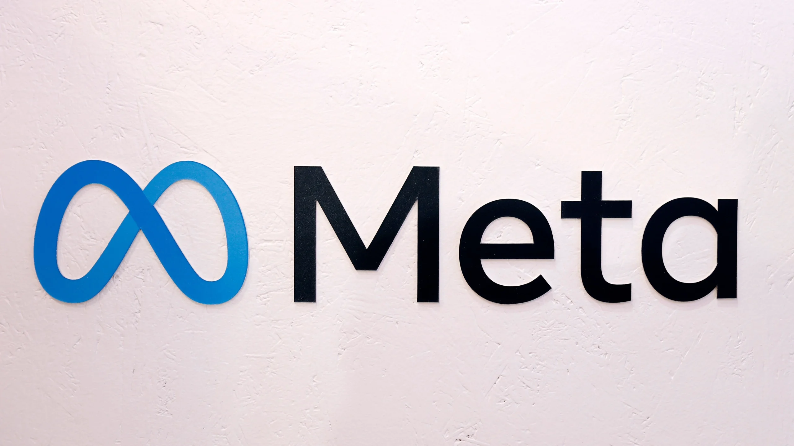 Meta Pangkas 600 Peran di Divisi AI