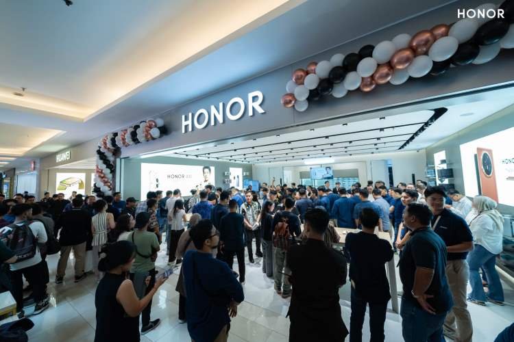 HONOR 400 Series Terjual Lebih 1 Juta Unit