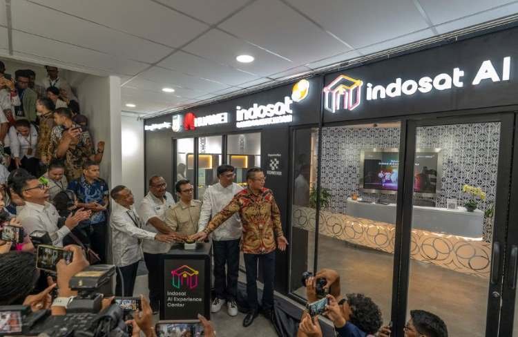 Indosat Resmikan AI Experience Center di Jayapura