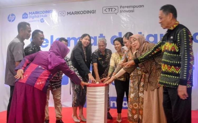 HP dan Markoding Buka 3 Pusat Literasi Digital di Nusa Tenggara