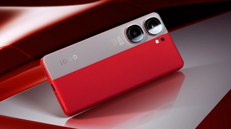 Ponsel iQOO Neo10 Pro+ Dibekali Baterai 7000mAh