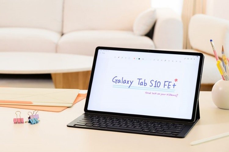 Tablet Samsung S10 FE Siap Jual di Indonesia