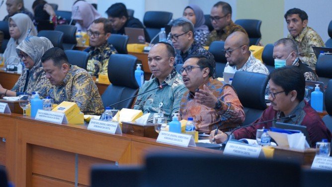 Anggaran Kemkomdigi 2025 Dipangkas Rp3,84 Triliun