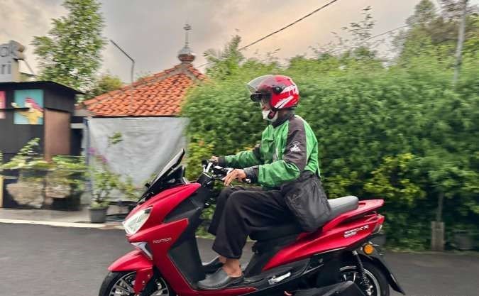 3,1 Juta Pengemudi Gojek Didorong Beralih ke Motor Listrik