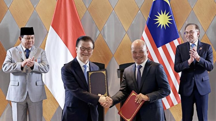 Axiata dan Sinarmas Teguhkan Komitmen Merger XL Axiata dan Smartfren