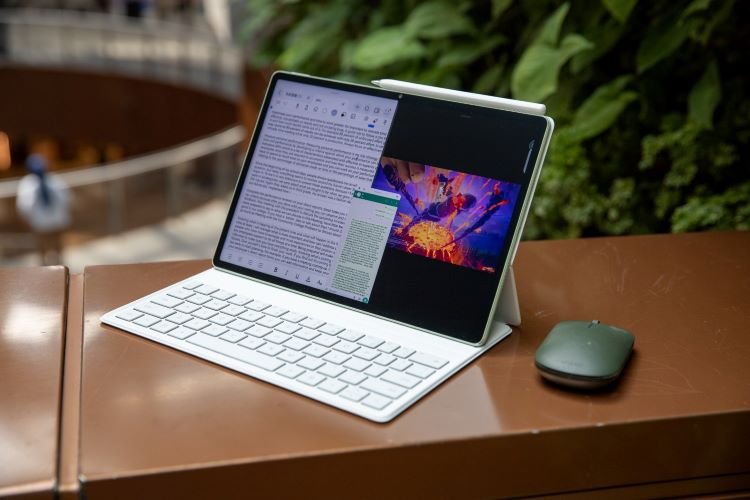Huawei Siapkan Tablet Kecil 8,8 Inci