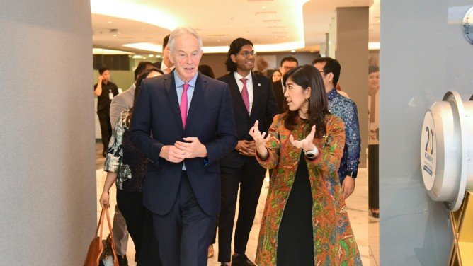 Tony Blair Ingin Majukan AI, eSIM, dan Talenta Digital RI