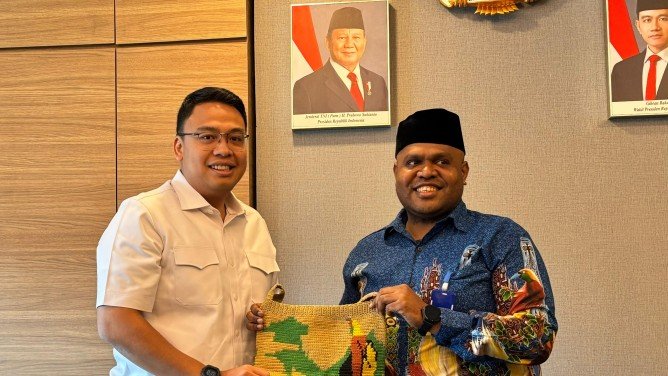 Prabowo Komitmen Ratakan Akses Internet di Papua
