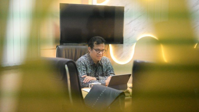 Pemerintah Matangkan Peta Jalan Inovasi AI