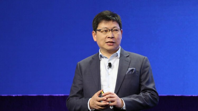 Huawei Siap Adang Tesla Kuasai Pasar Mobil China